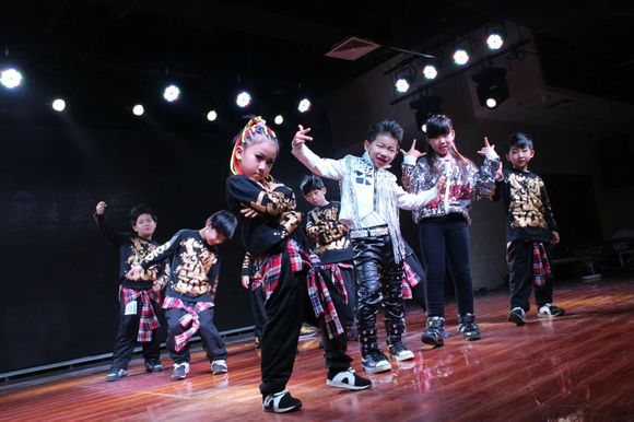顺义卡卡部落舞蹈学校的专业度